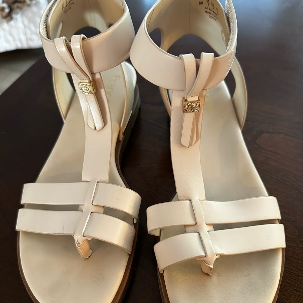 Frank sarto flat sandals